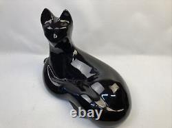 Royal Haeger Pottery Reclining Cat Figure #6063 1992 Excellent Condition RARE