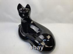 Royal Haeger Pottery Reclining Cat Figure #6063 1992 Excellent Condition RARE