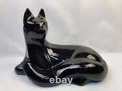 Royal Haeger Pottery Reclining Cat Figure #6063 1992 Excellent Condition RARE