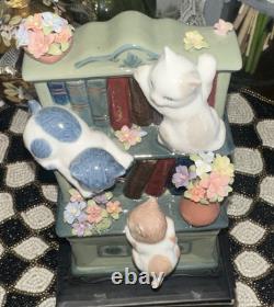 The SUBERTO COLLECTION Cosmos Wind-up Musical Catch Me If You Can Cat Figurine