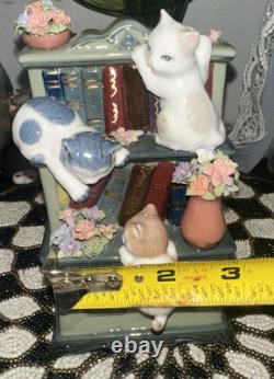The SUBERTO COLLECTION Cosmos Wind-up Musical Catch Me If You Can Cat Figurine