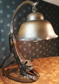 VINTAGE ART DECO CAST BRONZE CROUCHING CAT LAMP green eyes EXCELLENT cond. #33