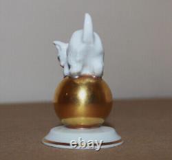 Vintage 1953 Rosenthal Porcelain Figurine Cat Gold Ball #250 Franz Nagy 2.3tall