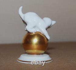 Vintage 1953 Rosenthal Porcelain Figurine Cat Gold Ball #250 Franz Nagy 2.3tall