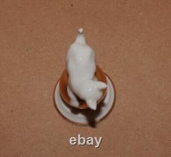 Vintage 1953 Rosenthal Porcelain Figurine Cat Gold Ball #250 Franz Nagy 2.3tall