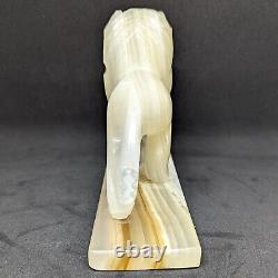 Vintage Carved Marbled Onyx Lion Big Cat Statue Figurine Carving