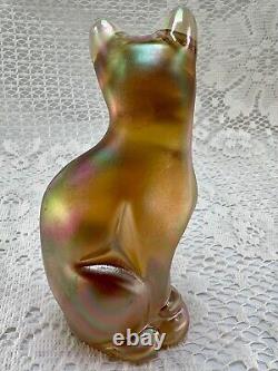 Vintage Fenton Cat Kitten Meow Stylized Iridescent Carnival Art Glass Signed