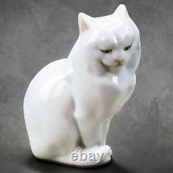 Vintage Herend White Porcelain Kitty Cat 4.75 Figurine Hungary Hand Painted