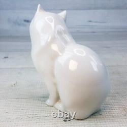 Vintage Herend White Porcelain Kitty Cat 4.75 Figurine Hungary Hand Painted