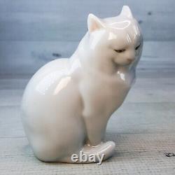 Vintage Herend White Porcelain Kitty Cat 4.75 Figurine Hungary Hand Painted