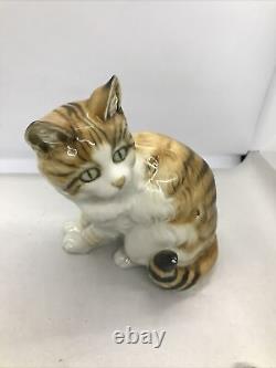 Vintage Hutschenreuther Kunstabteilung Selb Porcelain Sitting Cat Figurine RARE