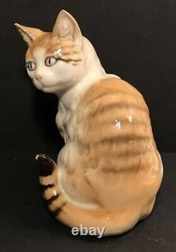 Vintage Hutschenreuther Kunstabteilung Selb Porcelain Sitting Cat Figurine RARE