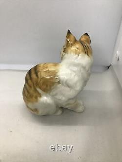 Vintage Hutschenreuther Kunstabteilung Selb Porcelain Sitting Cat Figurine RARE