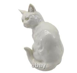 Vintage Hutschenreuther Kunstabteilung Selb Porcelain Sitting White Cat Figurine