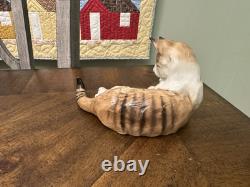 Vintage Hutschenreuther Kunstabteilung Selb Porcelain Tabby Cat Figurine RARE