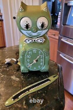 Vintage Kit Cat Klock Clock 1960's Jeweled Avocado with Box DOESN'T WORK