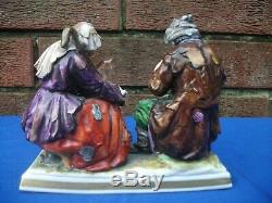 Allemand Volkstedt Figurine En Porcelaine Avec Beggars Chats 12 CM De Hauteur 14 CM De Large