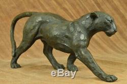Art Déco Vintage Bronze Sculptures Cat Sur Plinth Après Rembrandt Bugatti Figure