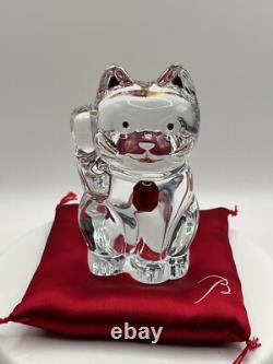 Baccarat Maneki Neko Chat de Fortune Rouge Octogone en Cristal avec Coussin