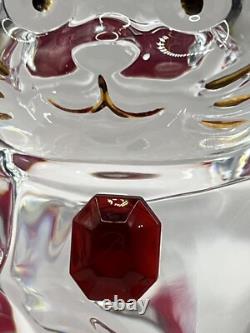 Baccarat Maneki Neko Chat de Fortune Rouge Octogone en Cristal avec Coussin