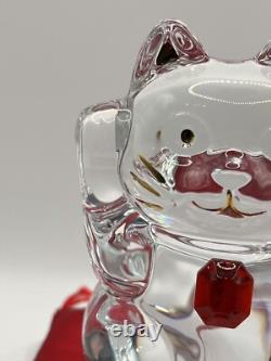 Baccarat Maneki Neko Chat de Fortune Rouge Octogone en Cristal avec Coussin