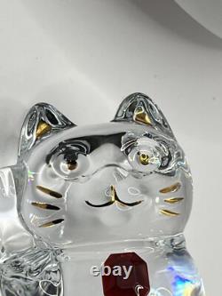 Baccarat Maneki Neko Chat de Fortune Rouge Octogone en Cristal avec Coussin