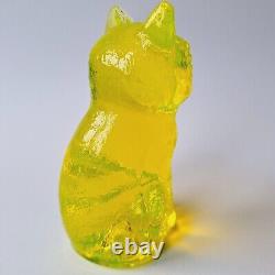 Chat en verre d'uranium tchèque Figurine en verre clair d'uranium Verre dépressif à l'uranium