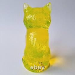 Chat en verre d'uranium tchèque Figurine en verre clair d'uranium Verre dépressif à l'uranium