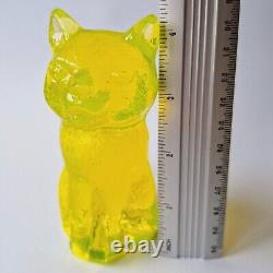 Chat en verre d'uranium tchèque Figurine en verre clair d'uranium Verre dépressif à l'uranium
