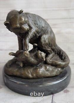 Chat jouant avec un bébé Hotcast en sculpture en bronze pur Art Déco sans réserve d'affaire
