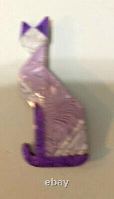 Épingle à nourrice rare en forme de chaton violet de style art déco de Lea Stein en celluloïd laminé