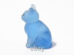 Fab 1920 En Verre Tchèque Miniature Lucky Pale Blue Cat Cracker Jack Charm #cj16