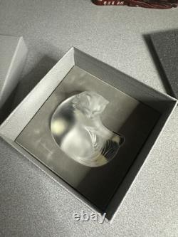 Figurine Chat Heureux Lalique en Verre Transparent, Bel Objet de Collection
