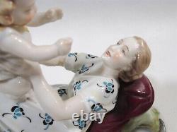 Figurine antique Herlena Dresde Allemagne Mère avec enfant et chat Peinte à la main