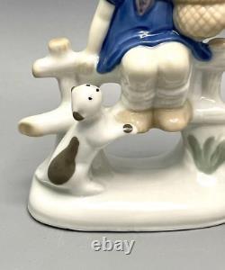 Figurine de fille avec chat en porcelaine peinte à la main de collection marquée Allemagne