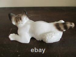 Figurine en porcelaine de chat couché Rosenthal Allemagne T Karner