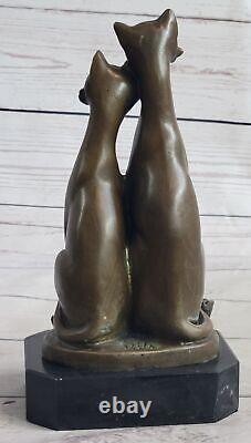 Figurine originale en bronze signée 'Chat Vieux' sur base - Déco de chats, sculpture de deux chats - Offre spéciale