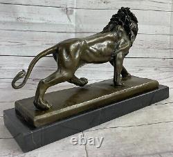 Grande sculpture en bronze de lion africain mâle Statue de gros chat-puma africain Art déco