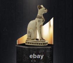 Incroyable déesse égyptienne ancienne Bastet, déesse de la protection avec le scarabée