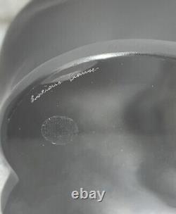 Paire de figures de chat assis et accroupi en cristal givré Lalique France