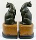 Paire De Serre-livres En Bronze Patiné Représentant Des Chats égyptiens Assis En Art Déco Français
