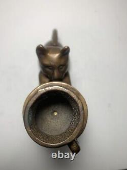 Porte-bougie En Bronze De Style Art Déco Dans Une Forme De Chat