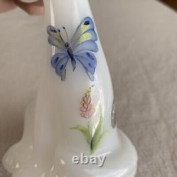 RARE Fenton CHAT HEUREUX en verre de lait blanc brillant avec papillon peint à la main 6 EXCELLENT #K5277M4