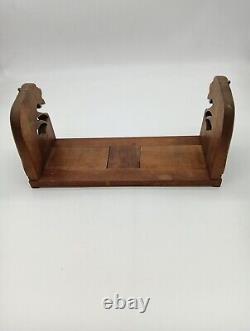 Rares serre-livres Art Déco panthère en bois sculpté antique avec proie