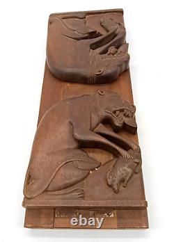 Rares serre-livres Art Déco panthère en bois sculpté antique avec proie