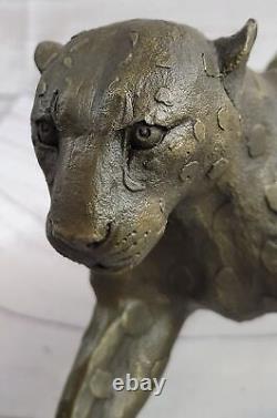Sculptures de chat Art Déco en bronze vintage sur socle d'après la décoration de Rembrandt Bugatti