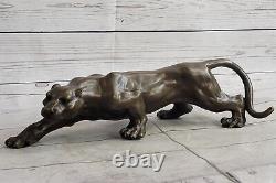 Statue de léopard en bronze Barye de style Art déco, grand félin chat sauvage panthère lion jaguar.