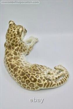 Superbe Figurine Allemande En Porcelaine De Nymphenburg Big Cat Leopard Th. M. Karner