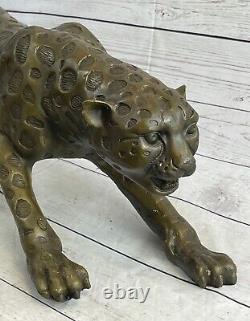 Superbe sculpture Art Déco en bronze à 100% représentant un puma/léopard/jaguar/grand félin.