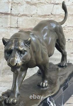 Superbe sculpture de grand félin en bronze Art Déco à 100%